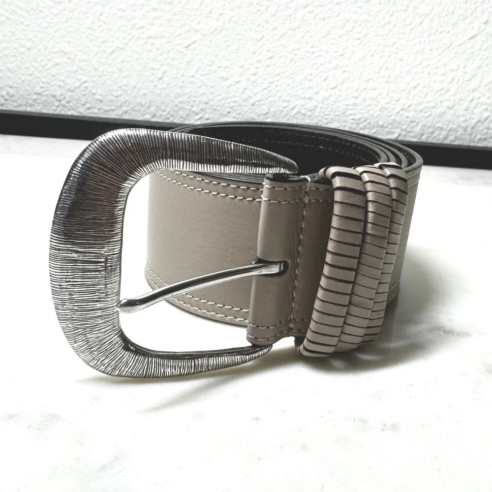 Chicos Wide Belt Womens L Taupe Gray Leather Silvertone Buckle Chic Classic Boho